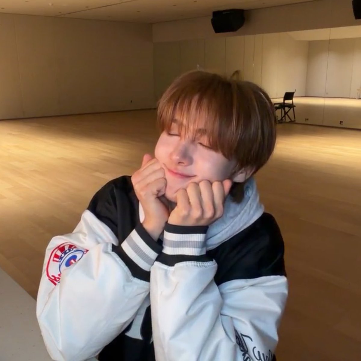 영만이 tweet media