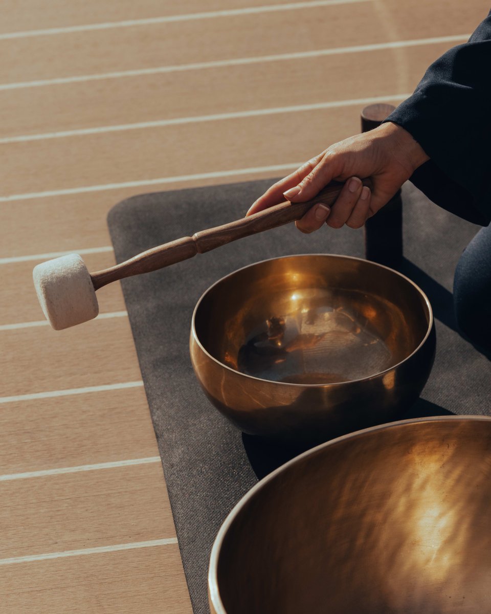 Amy Jones Travel tweet media