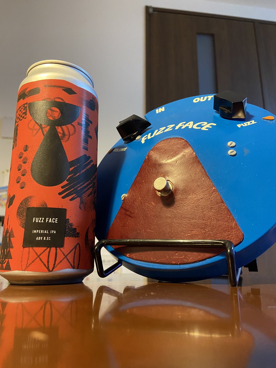 HazyPedals's tweet photo. Teenage Brewing / Fuzz Face(8.5%/Imperial IPA)
飲むっきゃないでしょ!っていうネーミングと間違いない味。
ペアリングミュージックはJHなど。
せっかくなので手持ちのFuzz Face(Hazy Pedals Mod)と一緒に📷
オイリーでめちゃうまいDIPA!
#TeenageBrewing
@TeenageBrewing
#FuzzFace https://t.co/NN0x7Rdvoi