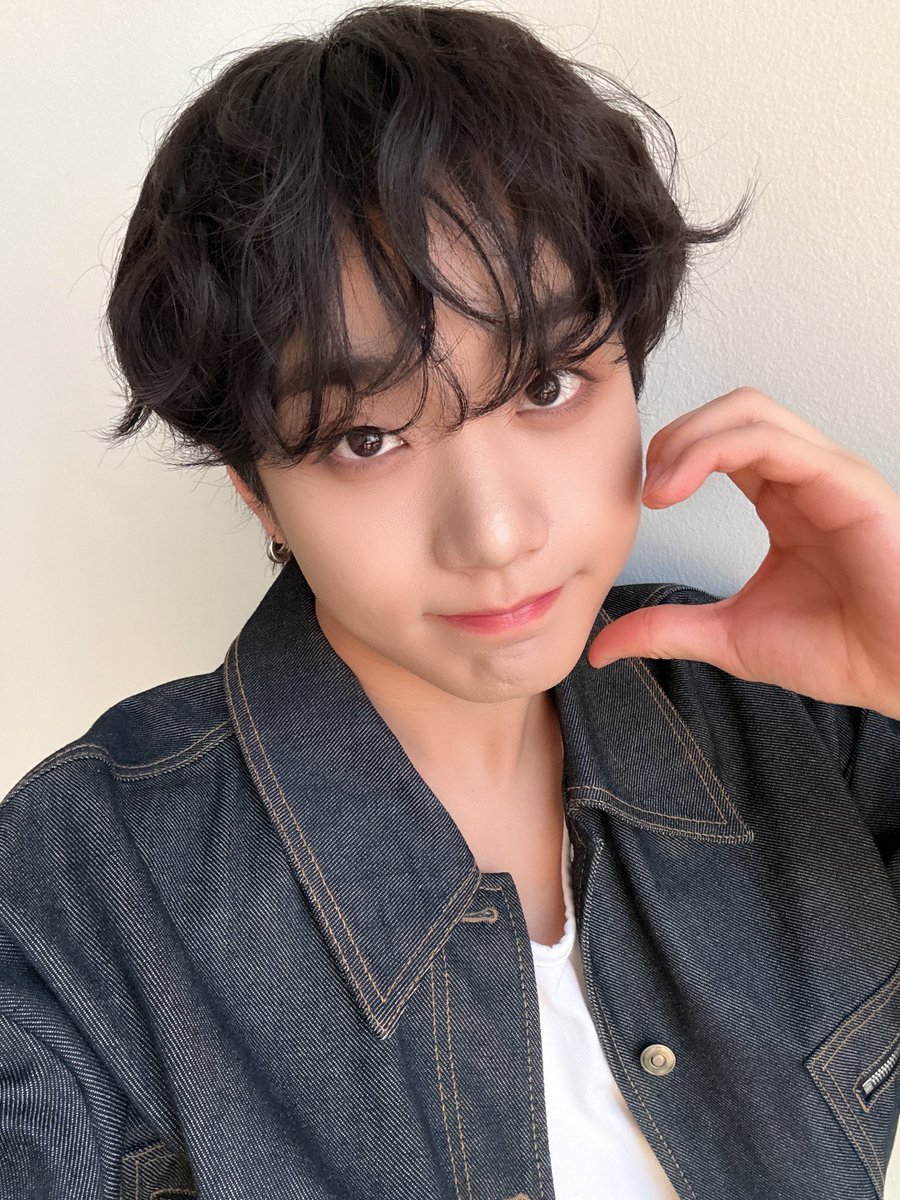 TRENDZ (트렌드지) tweet media