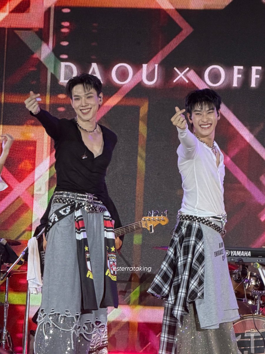 esth | ต้าห์อู๋ออฟโรด tweet media