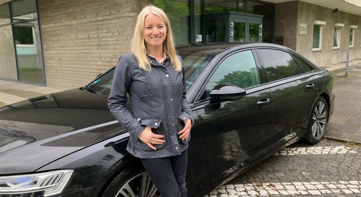 Satire-S@bine-Mueller™ 🇺🇸 @elonmusk tweet media