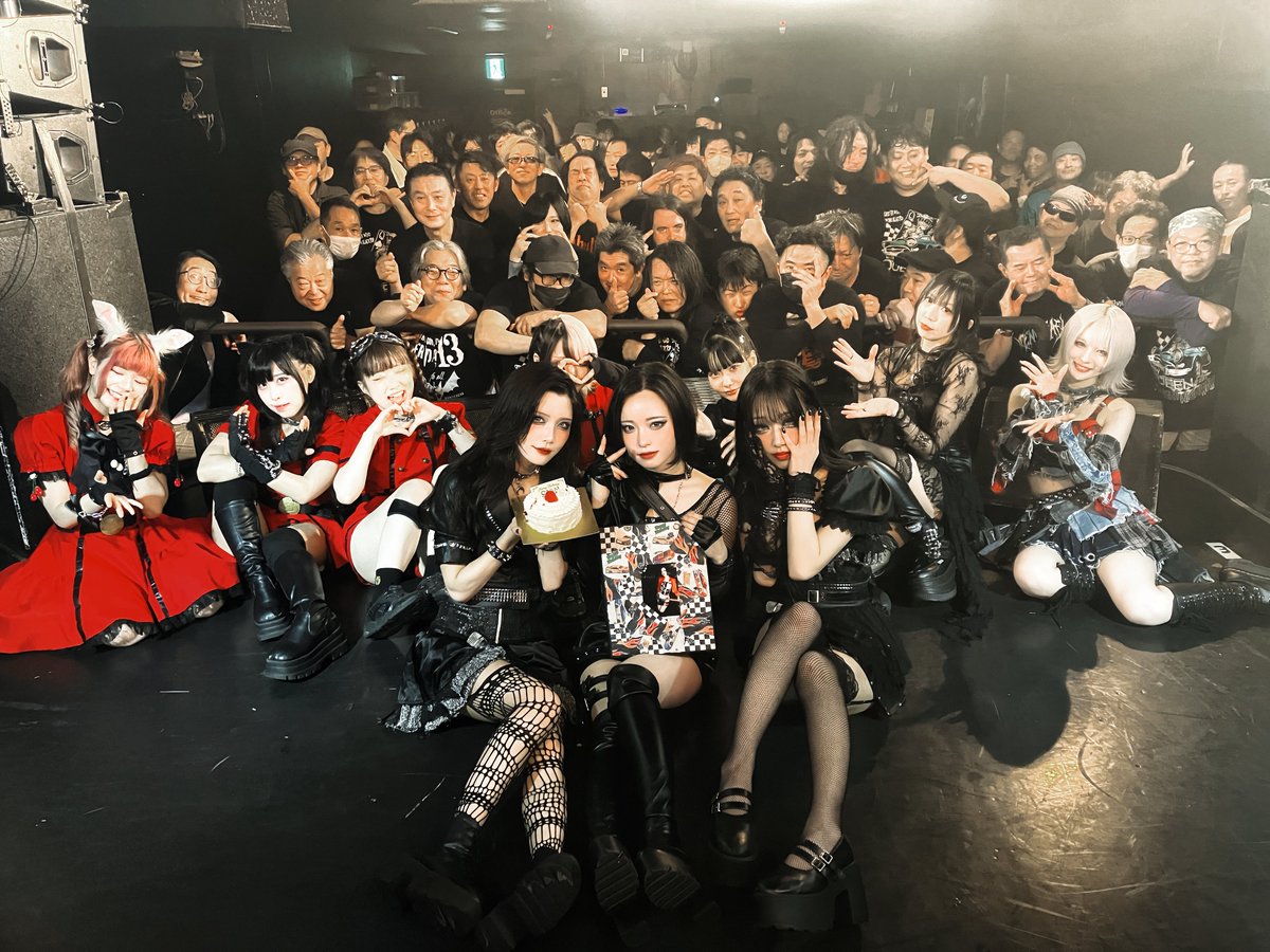 𝙓𝙏𝙀𝙀𝙉🫀𝙊𝙛𝙛𝙞𝙘𝙞𝙖𝙡 † 𝙓 tweet media