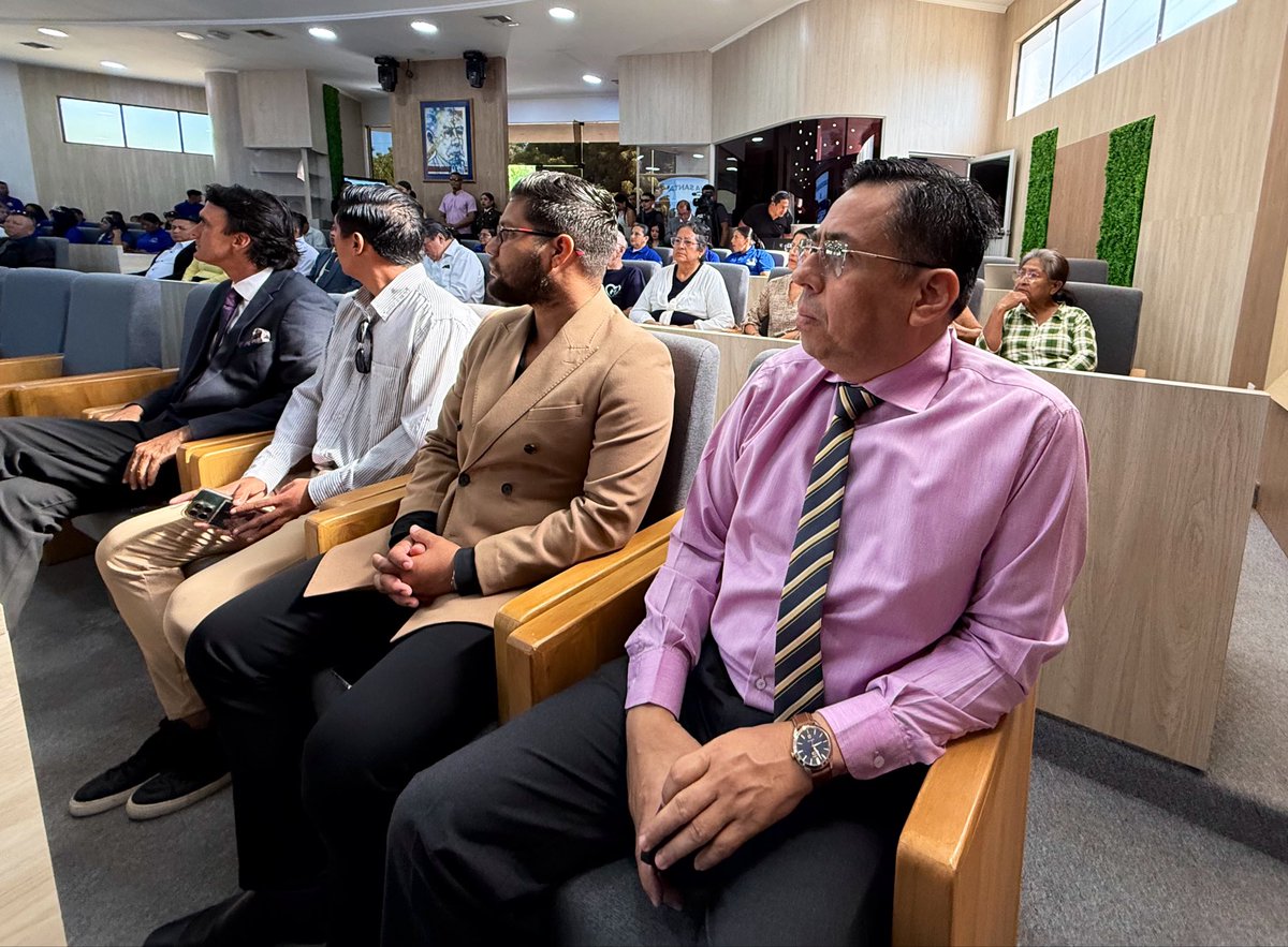 StaElenaCJ tweet media