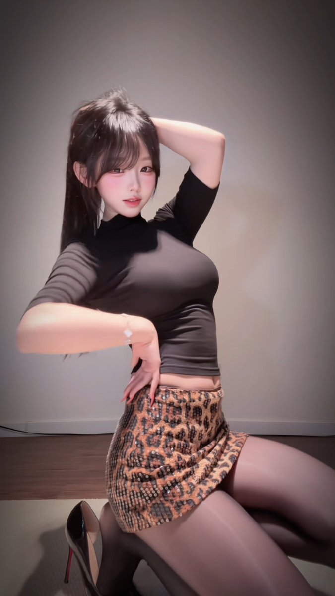 童锣烧 tweet media