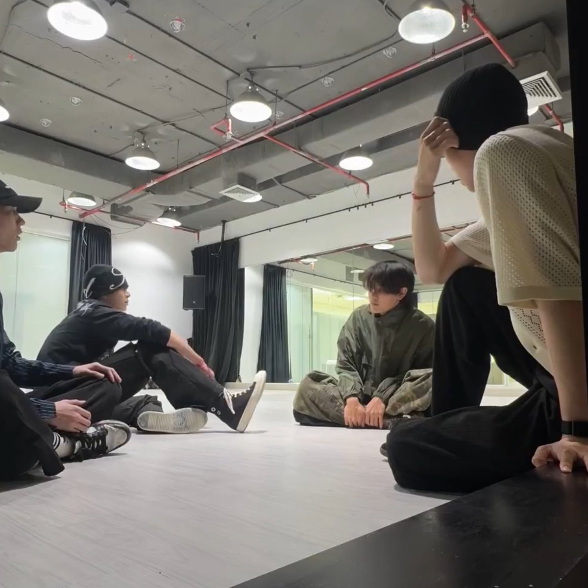 𝙉𝙨🔥🎸🕶️ รักเคะเท่าโลกเลย 🌍🎀 tweet media