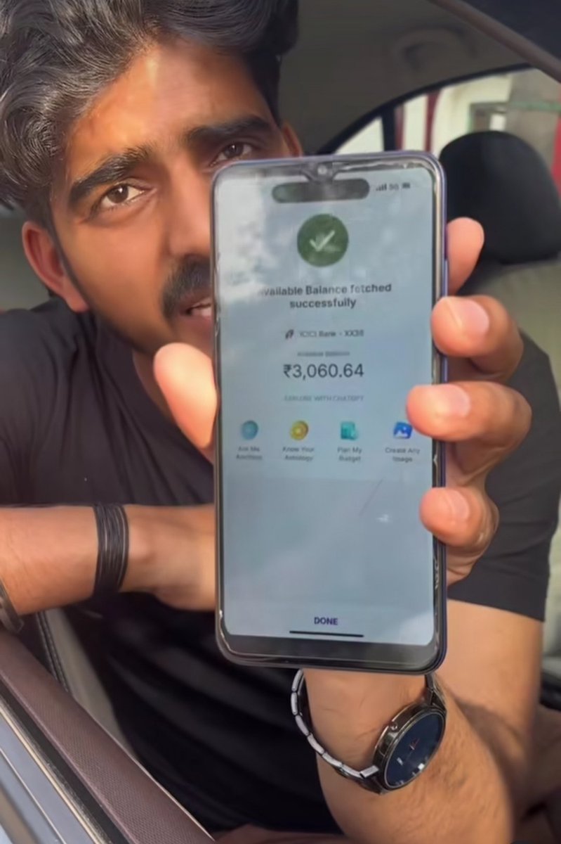 saket_sharma7's tweet image. बॉयफ्रेंड ने अपनी गर्लफ्रेंड से मांगे तीन हज़ार उधार 

गर्लफ्रेंड कार से उतर के कुछ लेने जाती है तभी लड़का उनका बैंक बैलेंस और पर्स चेक करता है।

बॉयफ्रेंड को पता था उनका यूपीआई पासवर्ड जिसमें  3060.64 बैलेंस था और पर्स में कुछ बीस रुपए थे।

गर्लफ्रेंड के आते ही तीन हज़ार उधार