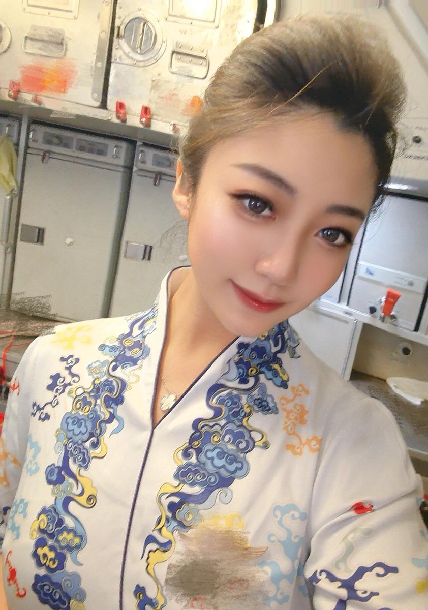 Meijia5860's tweet photo. 做腻了可爱的女孩子，我有点想做你的太太。 https://t.co/bWNFbdLmKJ