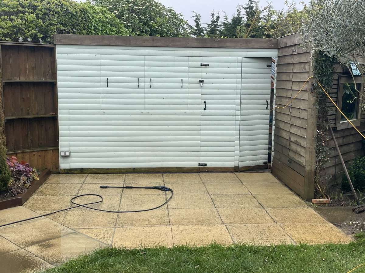 Clive Hart tweet media