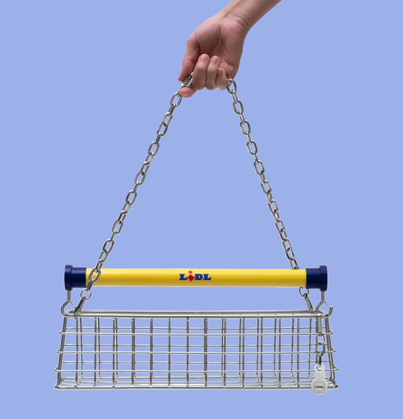 tyczynski_k's tweet image. Czy ty masz już swoją #Lidl Trolley Bag, stworzoną przez projektanta Nika Bentela? 🤔 
Modowa torba została zaprezentowana na tegorocznym #LondonFashionWeek i jest obiektem pożądania.