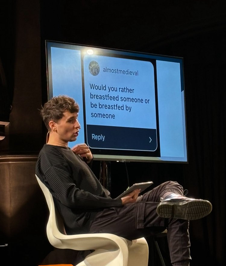 dami :3 | #U #WGIA tweet media