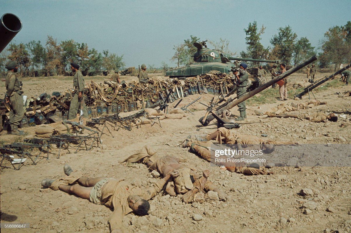 WarFlash_2630's tweet photo. Indian soldiers taking video evidence after a battle during India Pakistan War 1965 https://t.co/2Na2yAWdOd