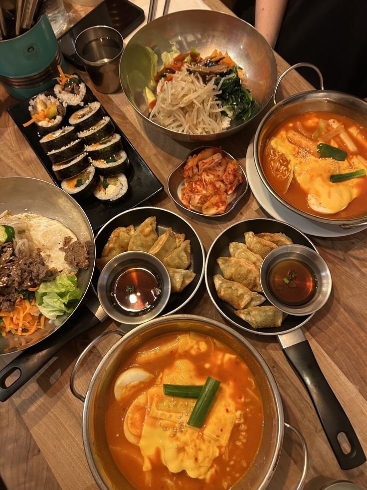 Korean food poll! I feel like making another food poll now that my appetite is slowly coming back.

A thread for #edtwt #foodtwt