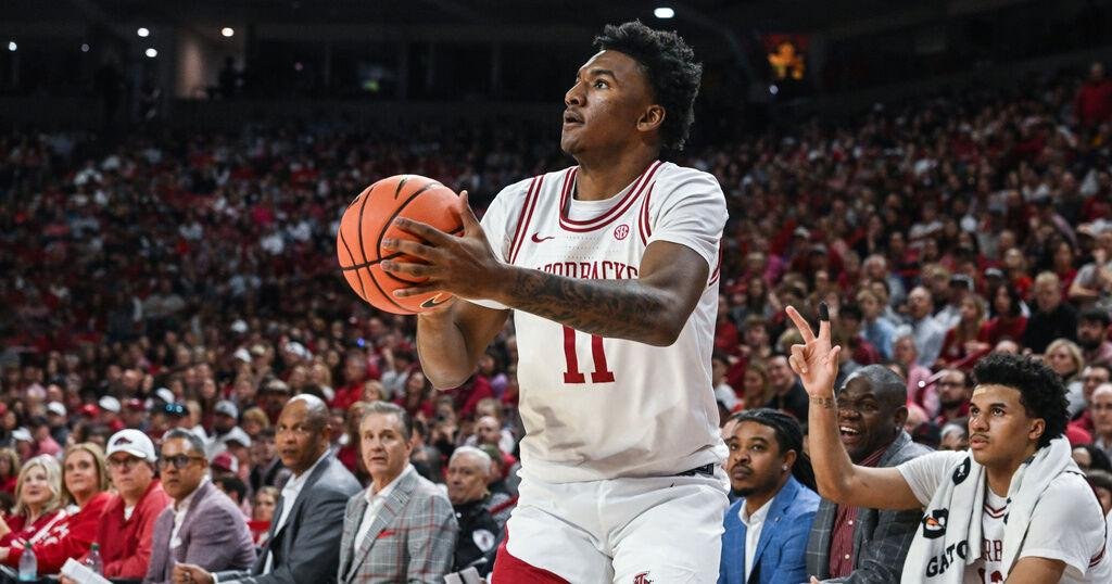 Louisville brings in one of my favorite wings in college: Karter Knox.

Here's all you must know about him in my in-depth NBA scouting report: edemirnba.substack.com/p/karter-knox-…