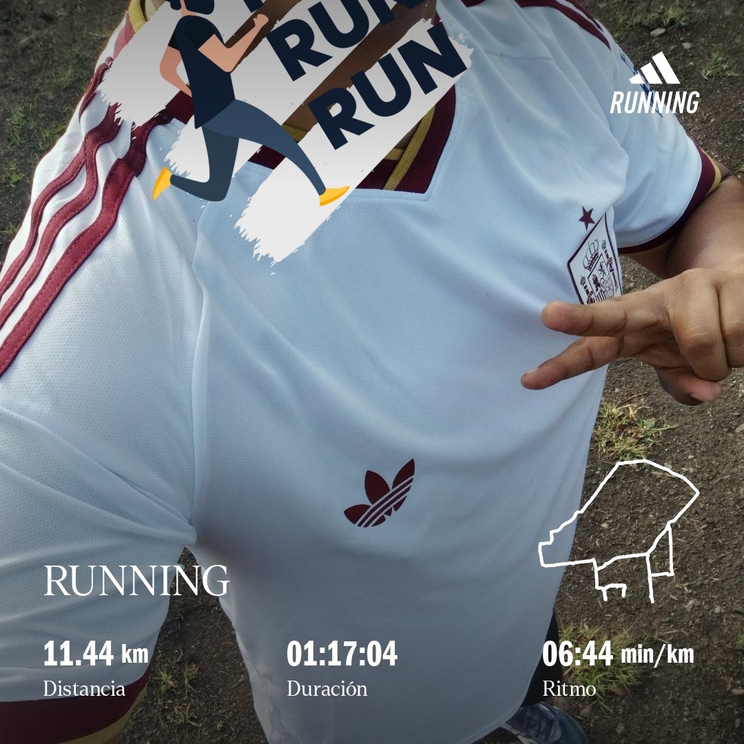 Hoy se estrenó está playera bonita del equipo de fútbol <a href="/chicasdeoro/">Vanesa :)</a>🔥🏃💫 Buenos días! (: