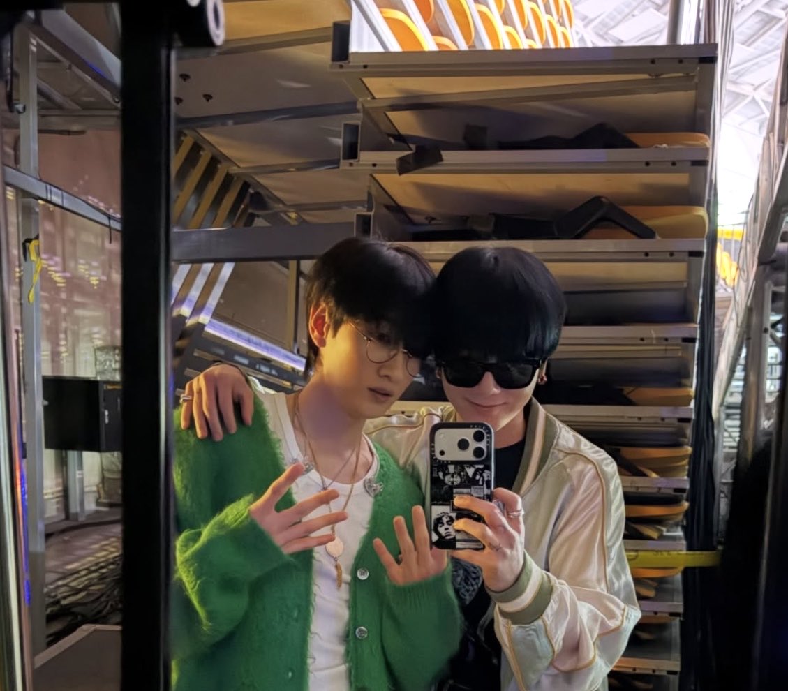 hyukkkk09's tweet photo. ✨𝟜 𝟜✨自慢ﾋｮｯﾁｪ https://t.co/knbV1sk8yM