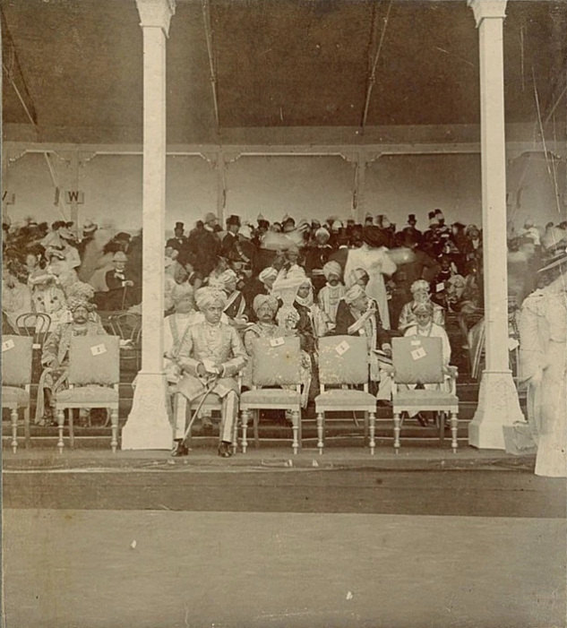 Royal Archives tweet media