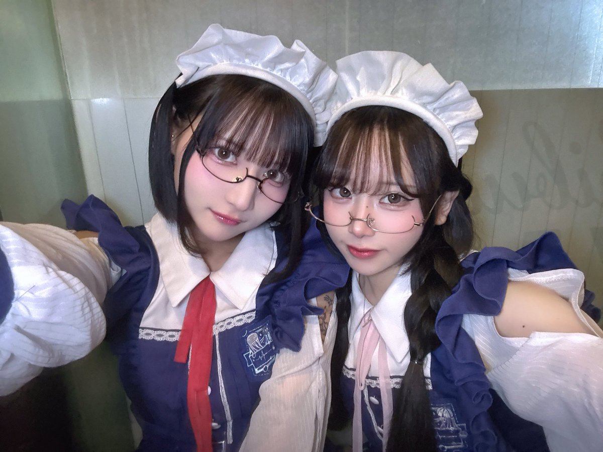 めがねメイドさん♡