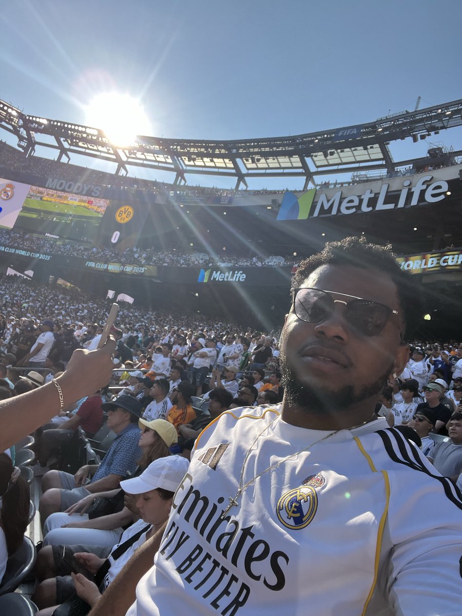 Diyad Mario tweet media