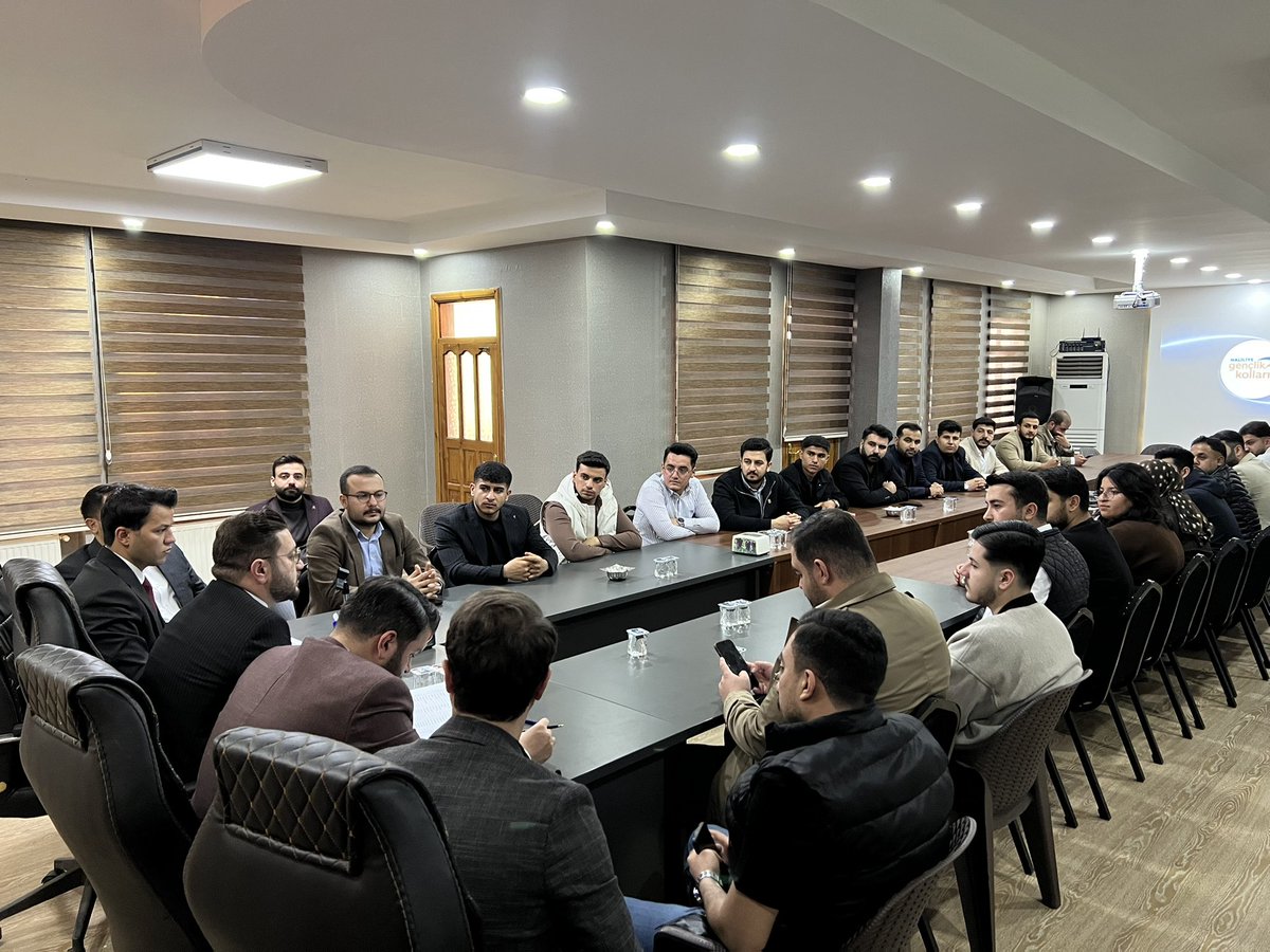 📍Ak Parti Haliliye İlçe Başkanlığı 

Güneydoğu Anadolu Bölge Koordinatörümüz <a href="/ferdisenel25/">FERDİ ŞENEL</a>’in katılımlarıyla Haliliye İlçe Yönetim Kurulu toplantımızı gerçekleştirdik.

Toplantımızda;

16 Mayıs Kocaeli programı başta olmak üzere gündem maddelerimizi detaylı şekilde ele aldık.