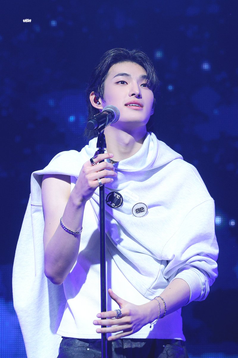 ᴡɪsʜ tweet media