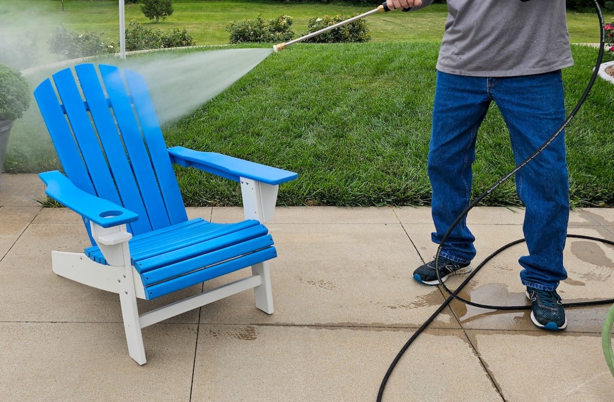 DustinMPeyser's tweet image. Cleaning Your Patio Furniture Like This Will Make it Last Longer dlvr.it/TS3ChM 👉 Reveal Your ROI bit.ly/MyHomeAI 👈 #PatioFurniture #CleaningTips #OutdoorLiving #HomeImprovement #DIY