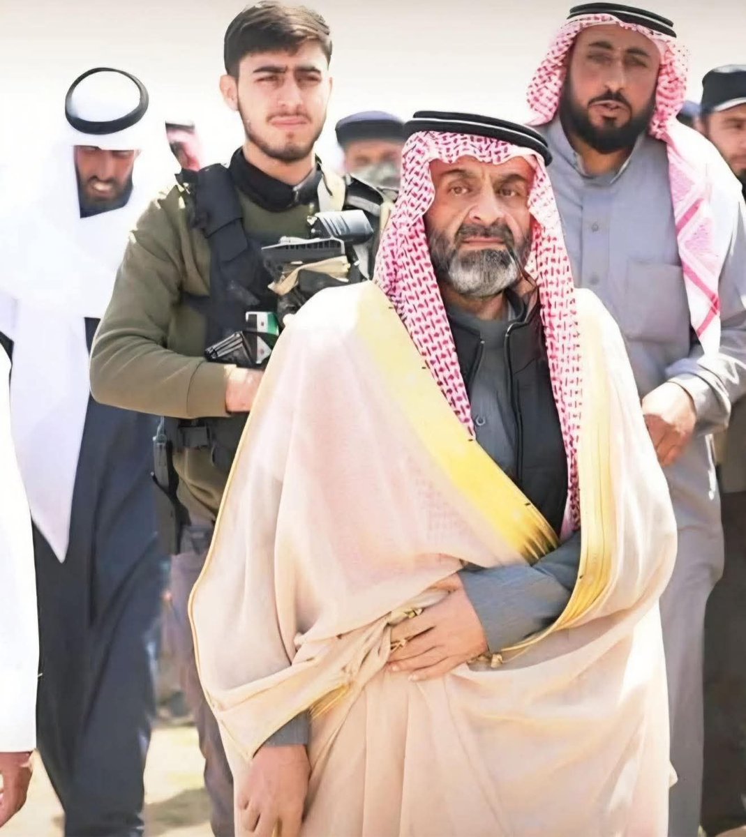 Scharo Bajalan tweet media