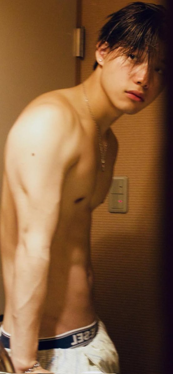 朝霧キア tweet media