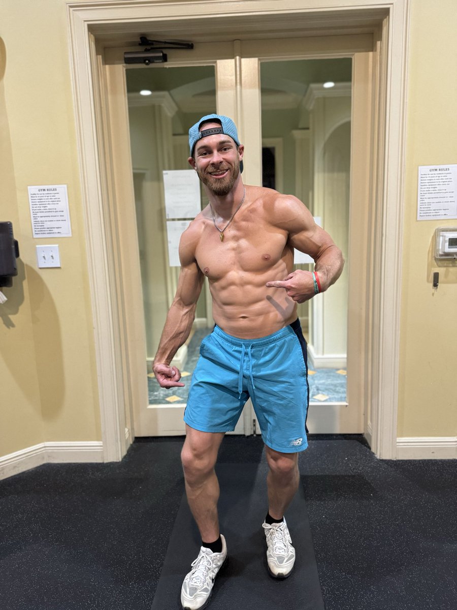 Press the link and subscribe now for free‼️ you won’t regret it 🙌🏽 m.youtube.com/@Nickholley07/…