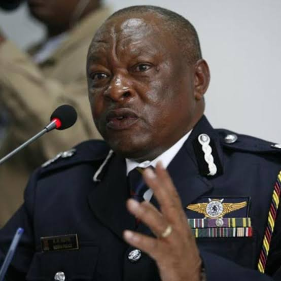 Black Nomad KE tweet media