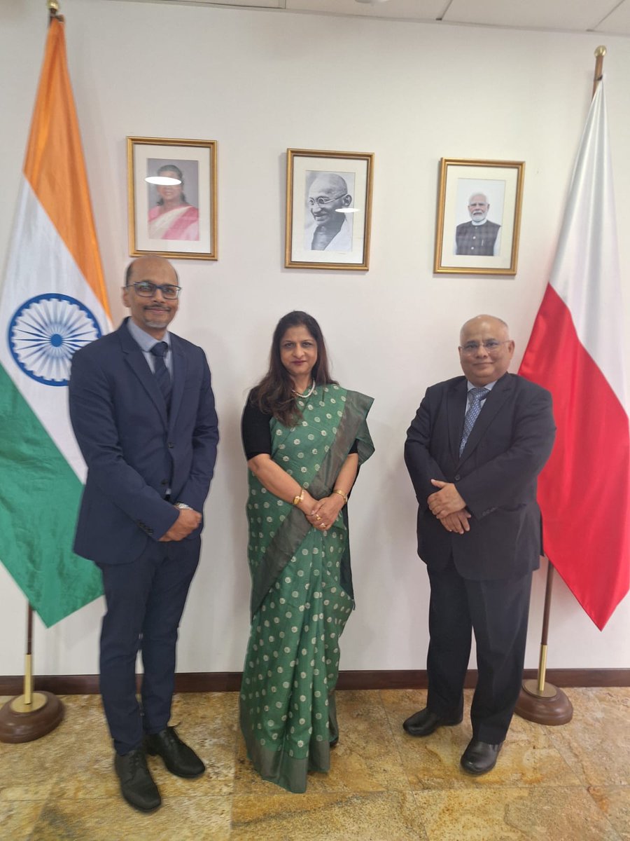 IndiainPoland's tweet photo. Ambassador-designate to Poland Ms. Neeta Bhushan had productive interactions over the last few days with prominent scholars, business people and members of the Indian community. These include Prof. Adam Burakowski, former Ambassador of Poland to India, Mr. Prabal Datta, Country Head for Poland TCS, Mr. J J Singh, President, Indo-Polish Chamber of Commerce & Industry and Mr. Kartikey Johri, Honorary Consul of India in Wroclaw. A warm welcome was accorded to Ambassador-designate and discussions included ways to further strengthen India-Poland relations.
