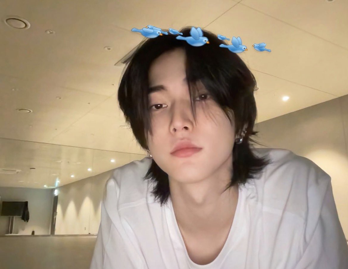 lila ★ tweet media