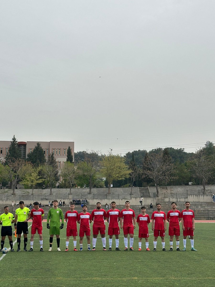DeuMeslek's tweet photo. Bu yıl düzenlenen Rektörlük Kupası Futbol Turnuvası’nda Turizm Fakültesi ile oynadığımız karşılaşmayı 2-1 (Ömer X 2) kazanarak bizleri gururlandıran öğrencilerimizi yürekten tebrik ediyor, turnuvanın devamında başarılarının sürmesini diliyoruz. https://t.co/NlwYL6Qu1N