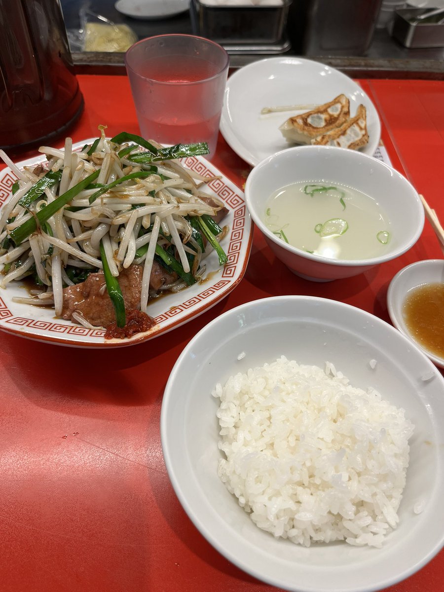 たる tweet media