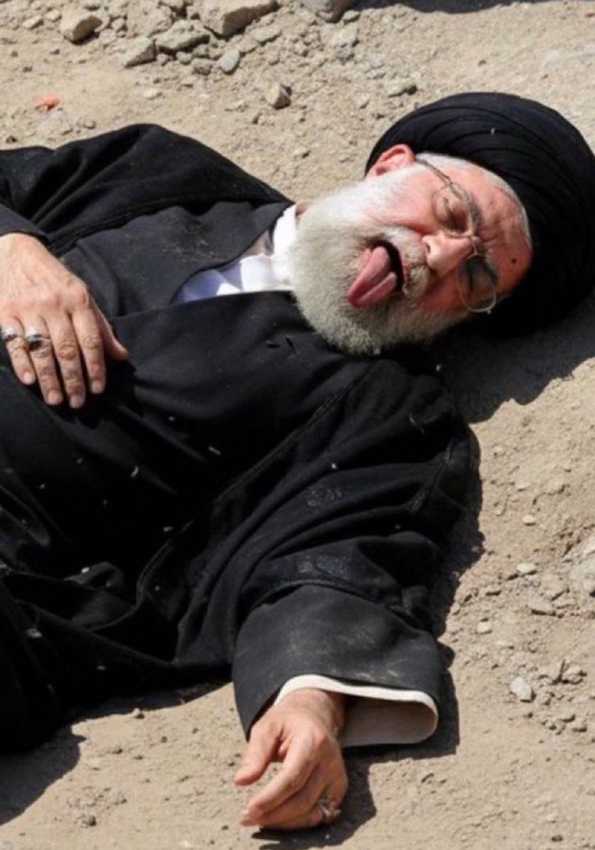 القوة السياسية tweet media