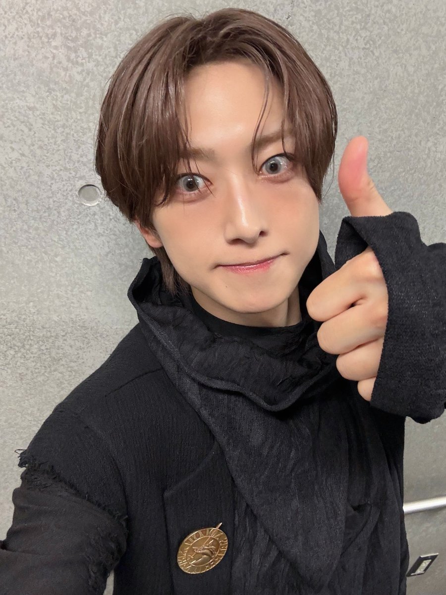 andTEAMluneGBL's tweet image. 🌐 [WEVERSE] 260416
       #FUMA Post 🎮

"It was fun today~‼︎🧙🪄✨✨"

🔗weverse.io/andteam/artist…

#andTEAM_FUMA 
@andTEAM_members