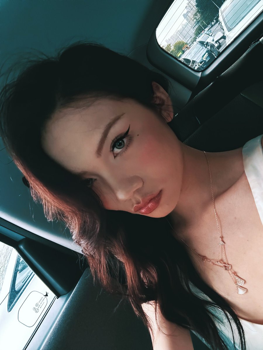 萨利亚 tweet media