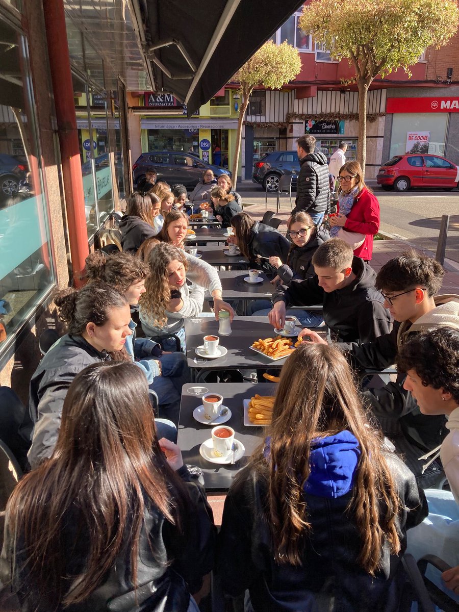 IES Antonio Tovar 🍏 tweet media