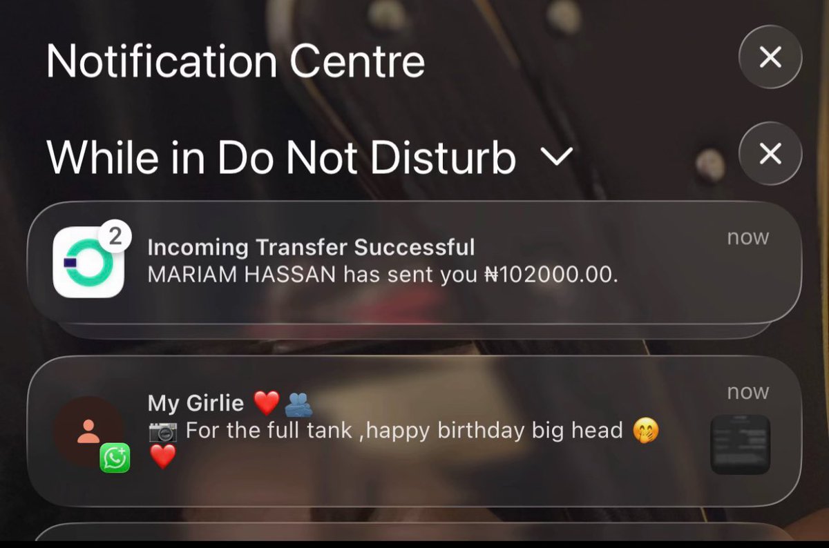 yabaleftonline's tweet photo. Man flaunts the unique birthday gifts his babe got him. https://t.co/AYoAYeySiJ