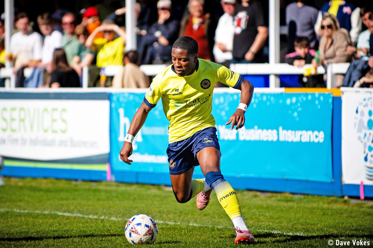 Farnborough FC tweet media
