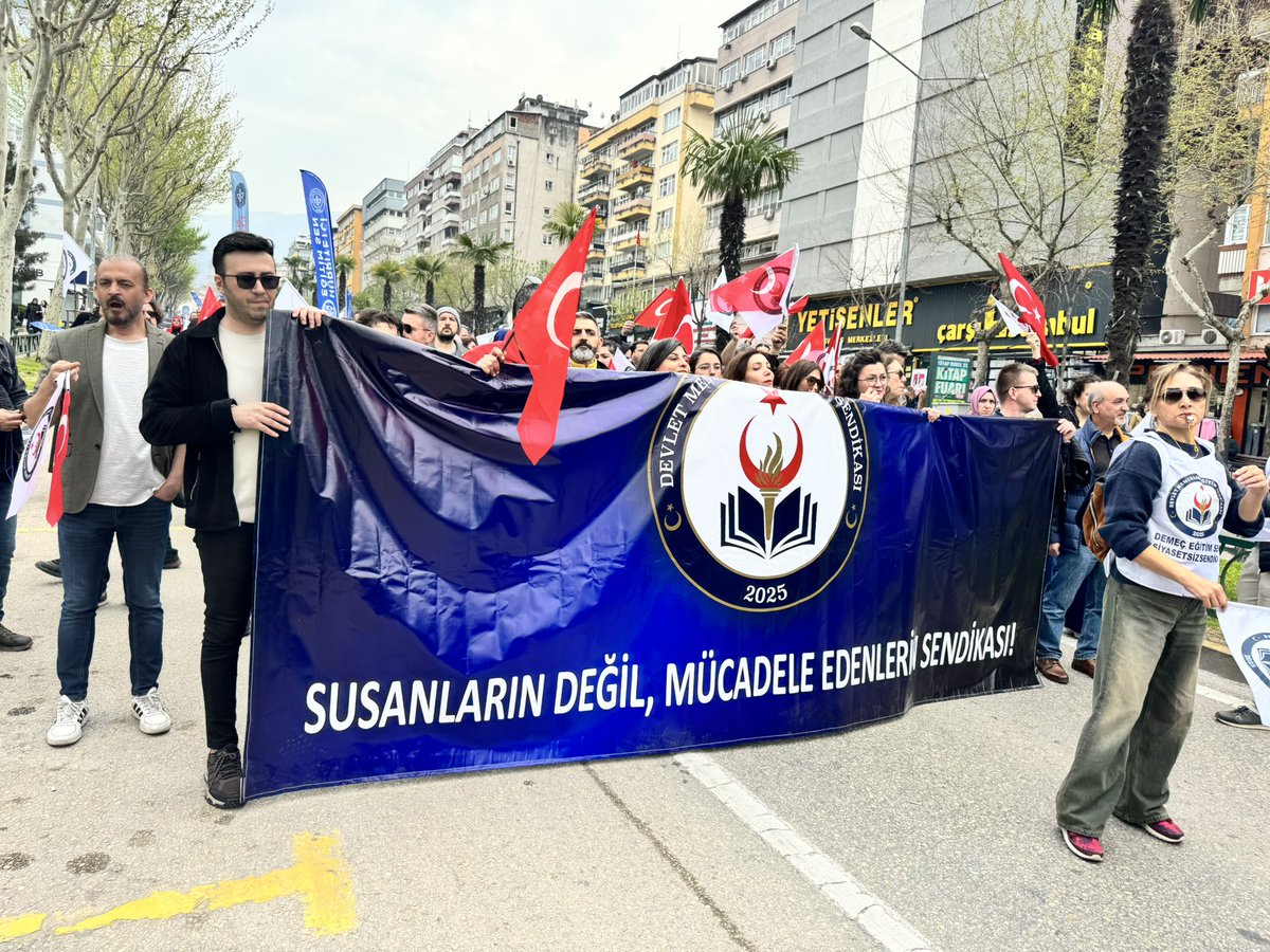 Devlet Memurları Eğitim Sendikası tweet media