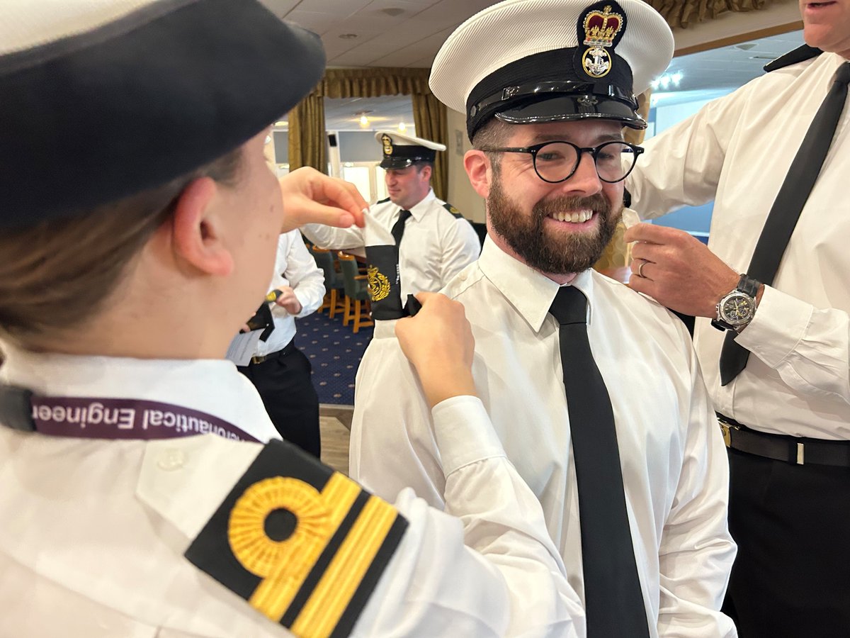 HMSsultan's tweet image. Today @HMSSultan, we celebrated Common Promotion Day, honouring newly promoted Petty and Chief Petty Officers from METG and RNAESS. Congratulations to all. Your skills, leadership and dedication keep the @RoyalNavy ready worldwide. Fair winds in your new roles! ⚓ #AwEsoME