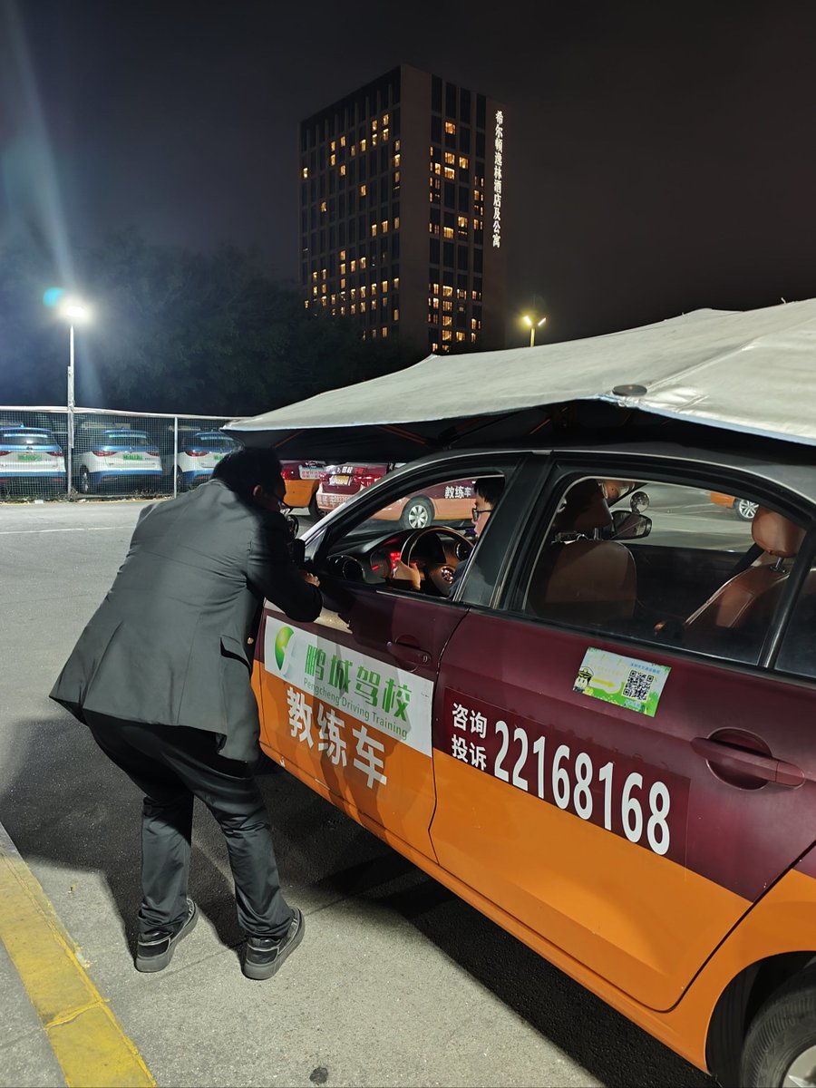 john askelson tweet media