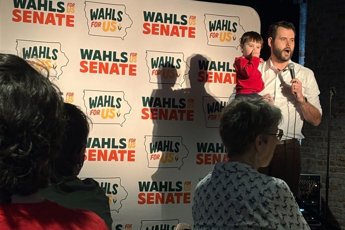 Zach Wahls tweet media