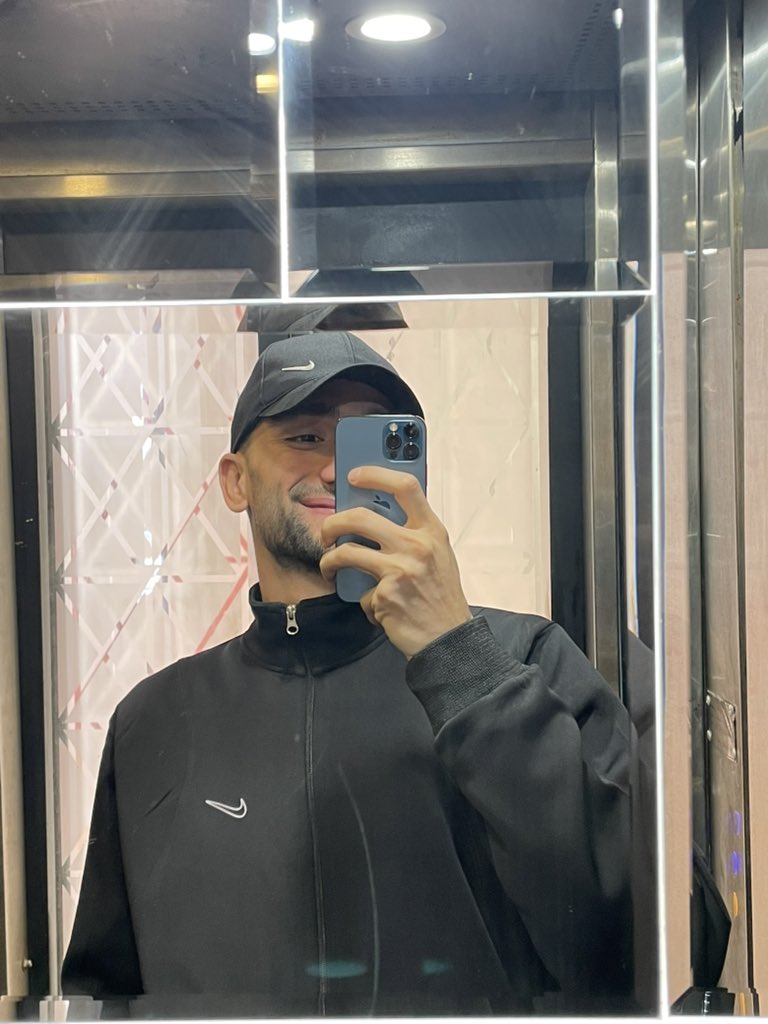 hesamita tweet media