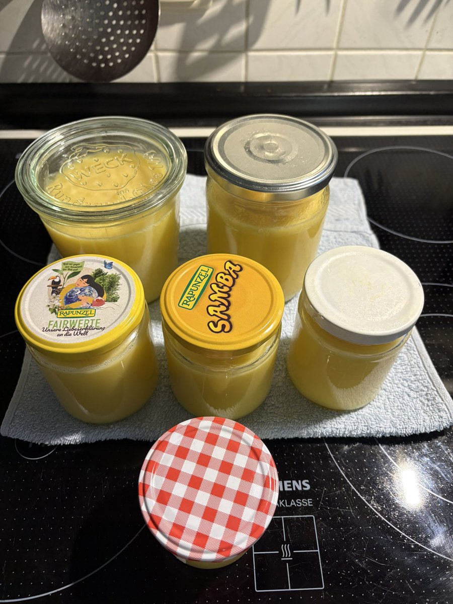 readonly tweet media