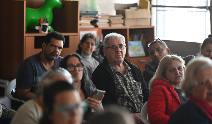 MunicipioGMvd's tweet photo. Compartimos🌱
Jornada de Huertas Agroecológicas en el Centro Cultural y Deportivo Sayago.
👉🏽Aprendizaje e intercambio con vecinas y vecinos, impulsado por Comisión de Huertas CVZ13, Unidad de Capacitación Ciudadana y Centro de Formación y Estudios.
#EscontiGo https://t.co/OemOP5Vf1g