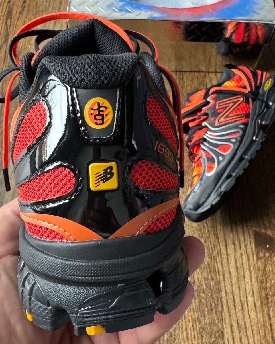 Ovrnundr's tweet photo. Joe Freshgoods x New Balance 1890
"Finger Waves" (2026) 🔥 https://t.co/2QRlukuhSi