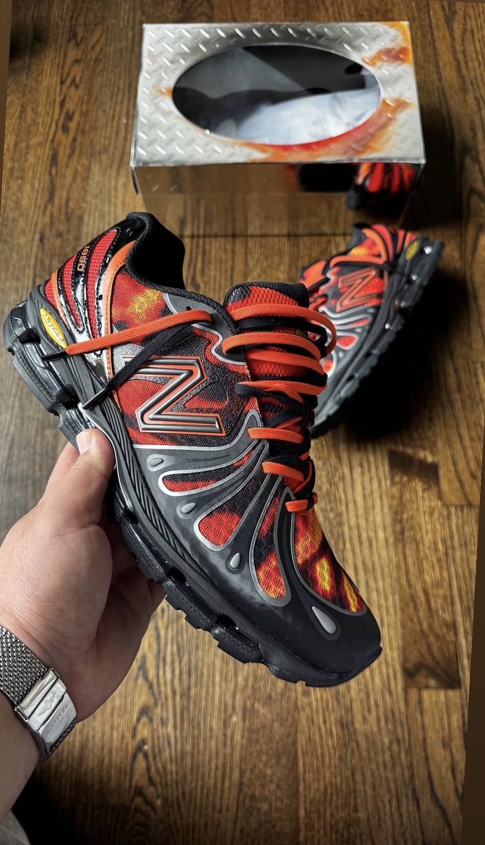 Ovrnundr's tweet photo. Joe Freshgoods x New Balance 1890
"Finger Waves" (2026) 🔥 https://t.co/2QRlukuhSi