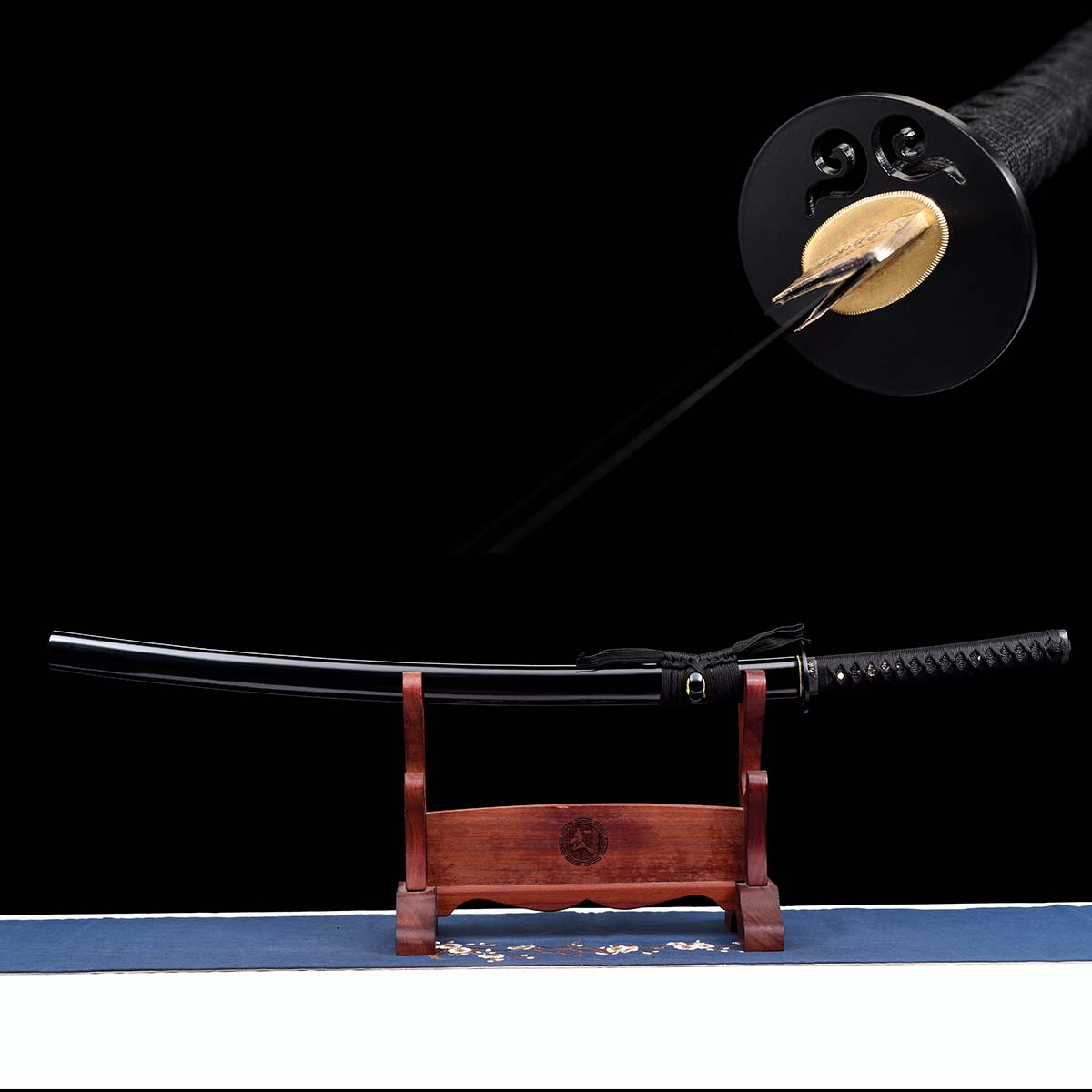 abswords's tweet photo. A blade that reflects everything. Except your compromises.

Tool steel. HRC 62–66. Mirror polish. Full tang. All-black mounting.

This is the Sword Custom Black Warrior.

🔗https://t.co/G5zT6nT9Cx

#AbSword #Katana #ToolSteel #MirrorPolish #Samurai #JapaneseSword https://t.co/VFznBizDhB